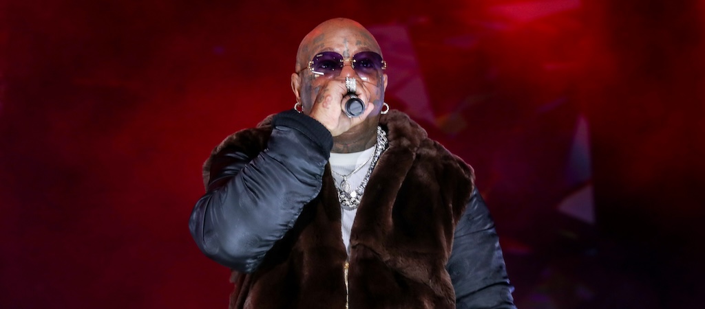 A Video Of Birdman Apparently Falling Asleep During A Performance Has Some Fans Concerned About The Cash Money Chief