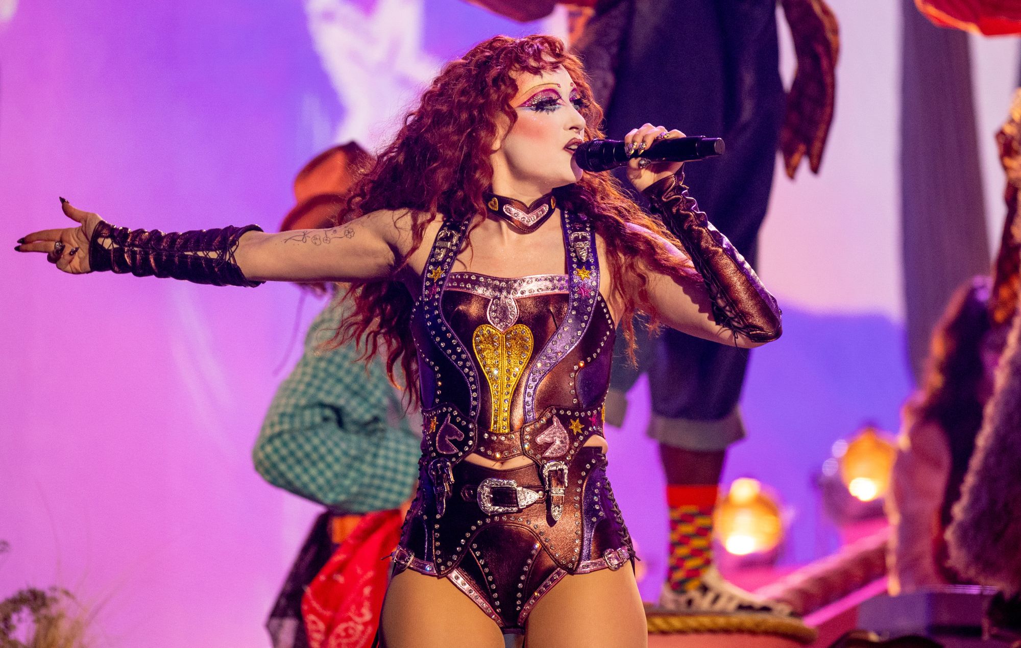 Chappell Roan teases new song ‘The Giver’ by sharing hotline number with fans 