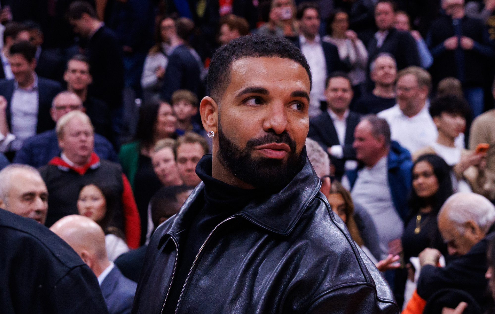 Social media reacts to UK legends being called “the mandem” on Drake Wireless 2025 line-up