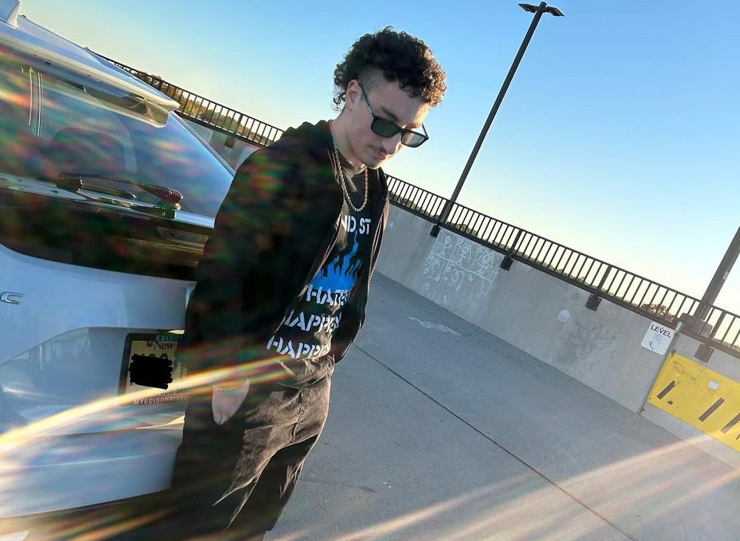 M-Hunt Teams Up with Smoke DZA and Ferris Blusa for Explosive New Single, “Mr. Millimeter”