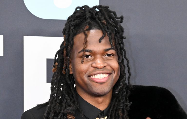 Watch Jordan Adetunji bring out KWN at sold-out debut London show