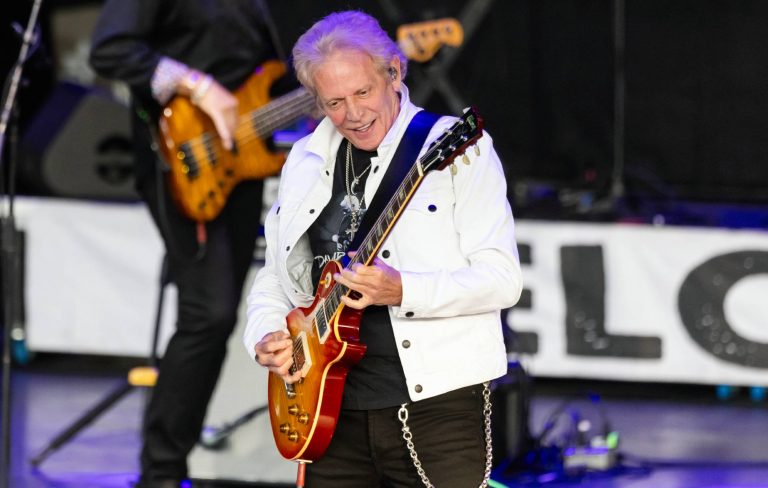 Former Eagles guitarist Don Felder shares update after suffering medical emergency on stage
