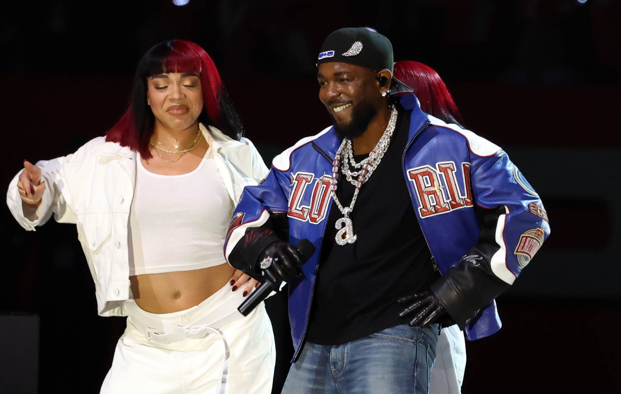 Kendrick Lamar spawns new meme with ‘Not Like Us’ at Super Bowl 2025