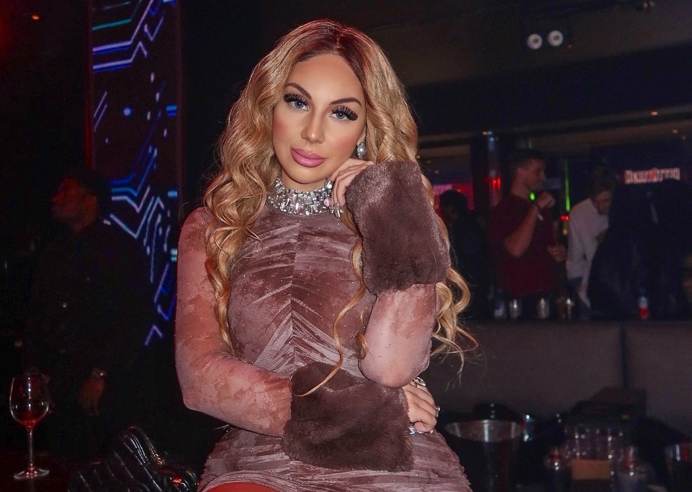 Mandia’s New Project “Sapphire” Set to Take the Pop R&B Scene by Storm