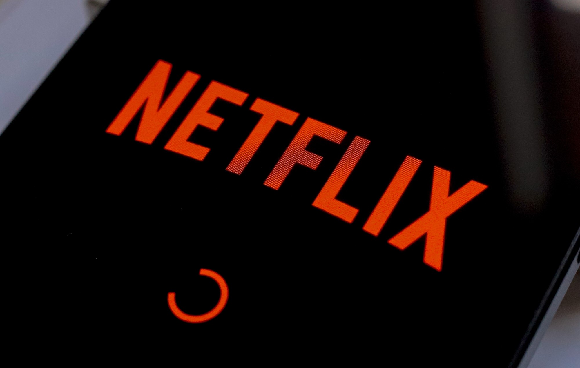 Netflix raises UK subscription fees following record user increase