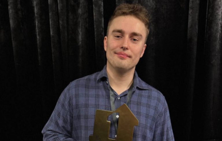 Sam Fender’s ‘People Watching’ earns biggest UK opening week for British act since Harry Styles’ ‘Harry’s House’