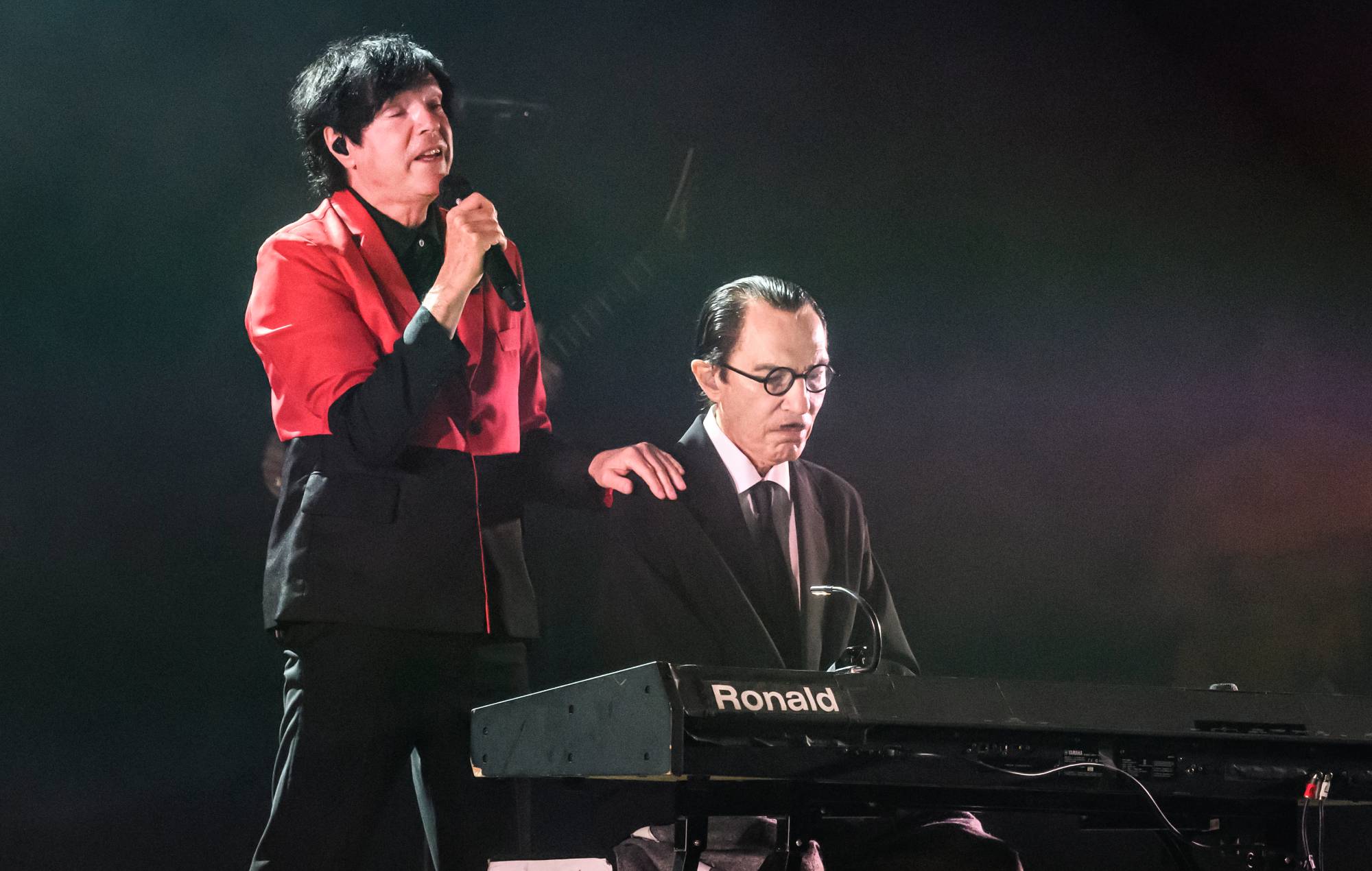 Sparks share whimsical single ‘JanSport Backpack’ and reveal ‘MAD!’ album artwork, tracklist and release date