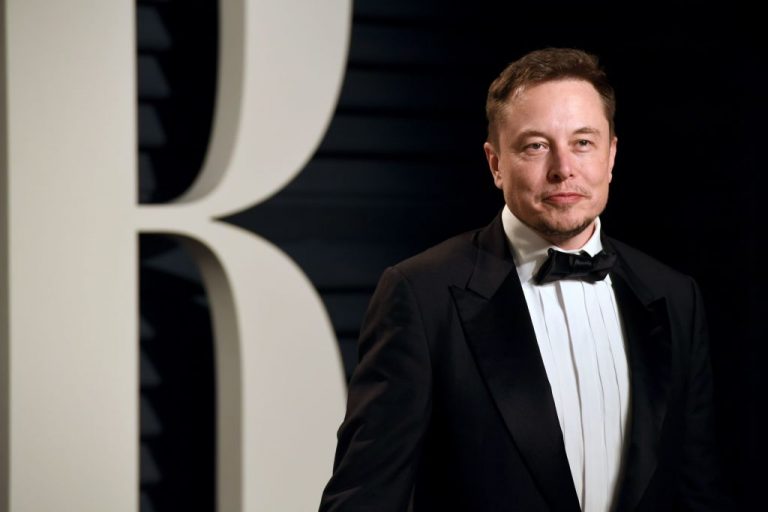 Elon Musk Says Oscars Diversity Is “Messed Up,” But He Called It “Woke” Last Year