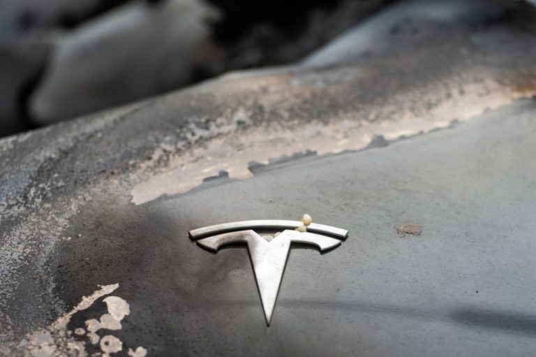 Arsonists Set Fire To Tesla Vehicles Throughout Las Vegas And Kansas City