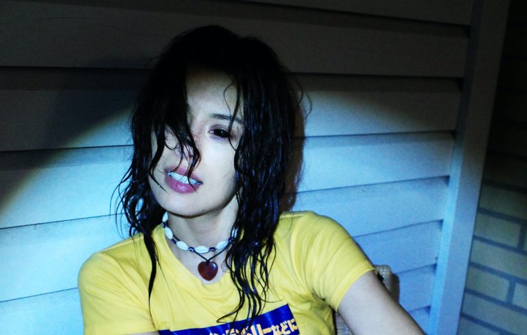 Alissic tells us about “timeless” and “ethereal” new single ‘Concrete’: “I went more to the realm of dance”