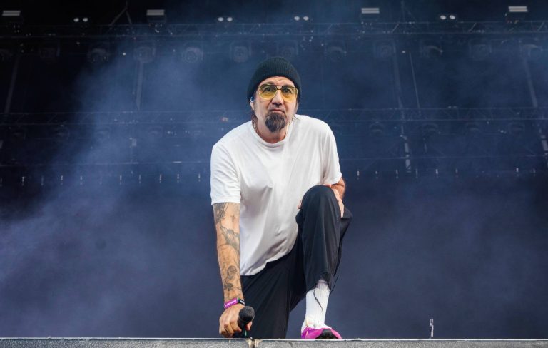 Deftones extend 2025 North American tour