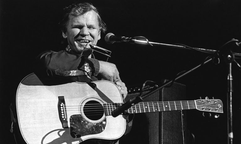 Doc Watson’s Unique Approach To Guitars and Flat-Picking