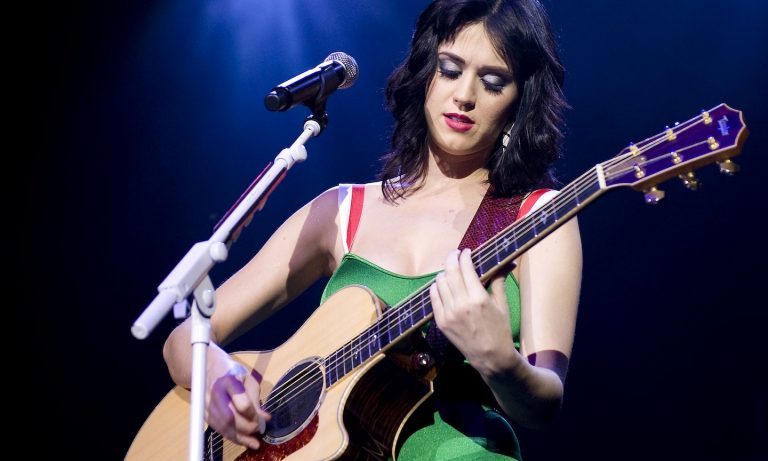 Katy Perry’s 2009 MTV Unplugged Released On Lavender Vinyl