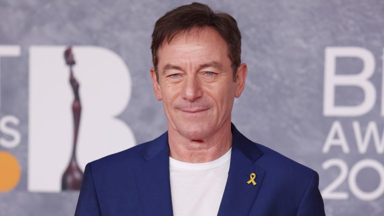 Jason Isaacs walks back “double standard” comment about male nudity during ‘The White Lotus’ interview: “I said the wrong words”