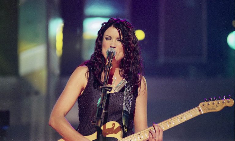 ‘Bitch’: The Story Behind Meredith Brooks’ Feminist Anthem