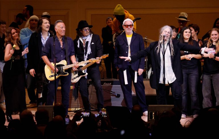 Here’s what went down at Patti Smith’s star-studded NYC tribute show