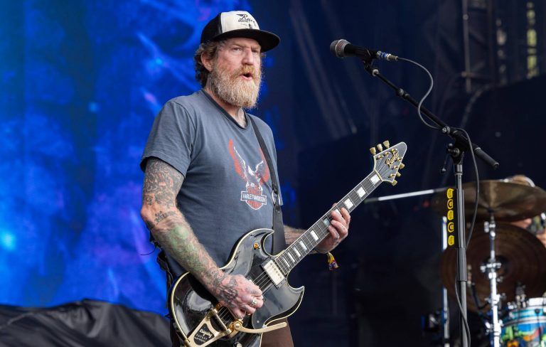 Mastodon guitarist Brent Hinds to leave band after 25 years