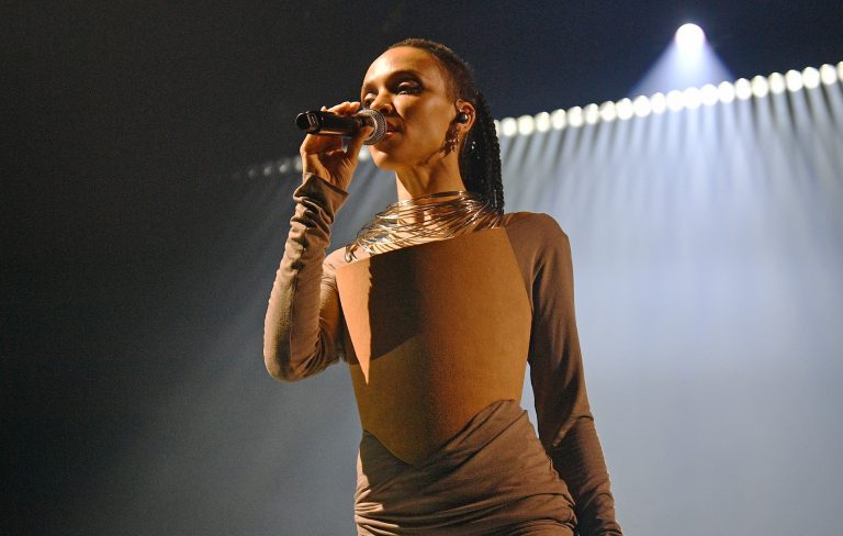 FKA Twigs cancels North American tour over visa issues