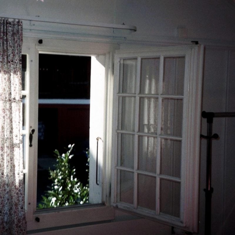 Chicago Post-Punk Trio French Police Debut Lyric Video for “French Tips” — Tour Dates for Europe and North America Announced