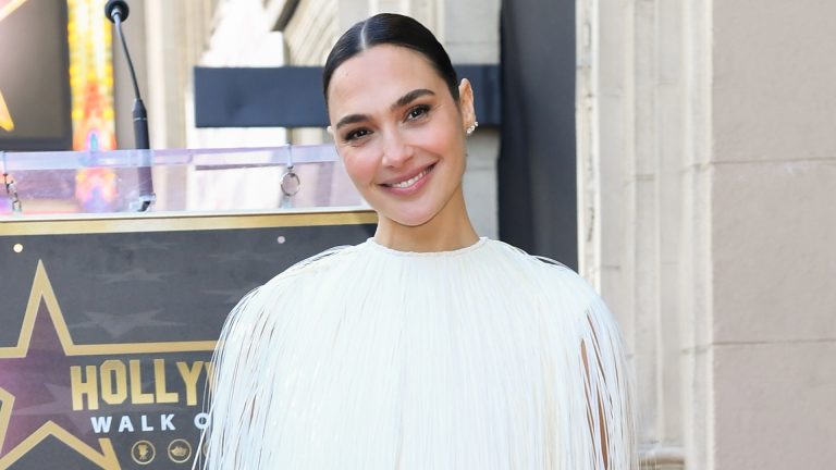 Gal Gadot shrugs off backlash to pro-Israel comments: ”My conscience is clean”