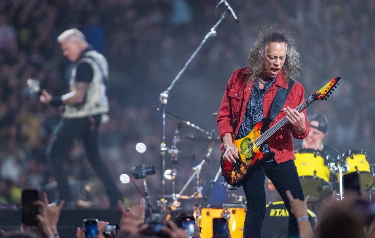 Kirk Hammett has 767 new riffs for next Metallica album, says their sound could “go back to the ’90s again”