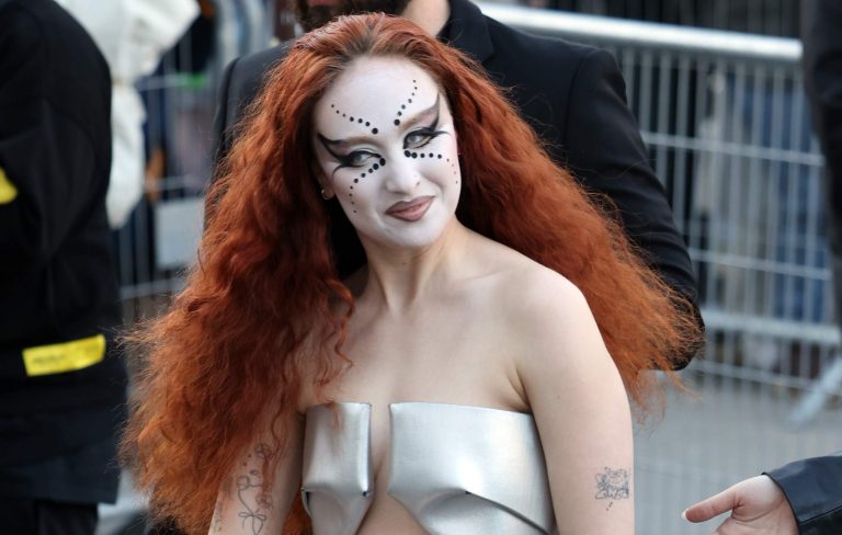 Chappell Roan shares preview snippets of playful new single ‘The Giver’