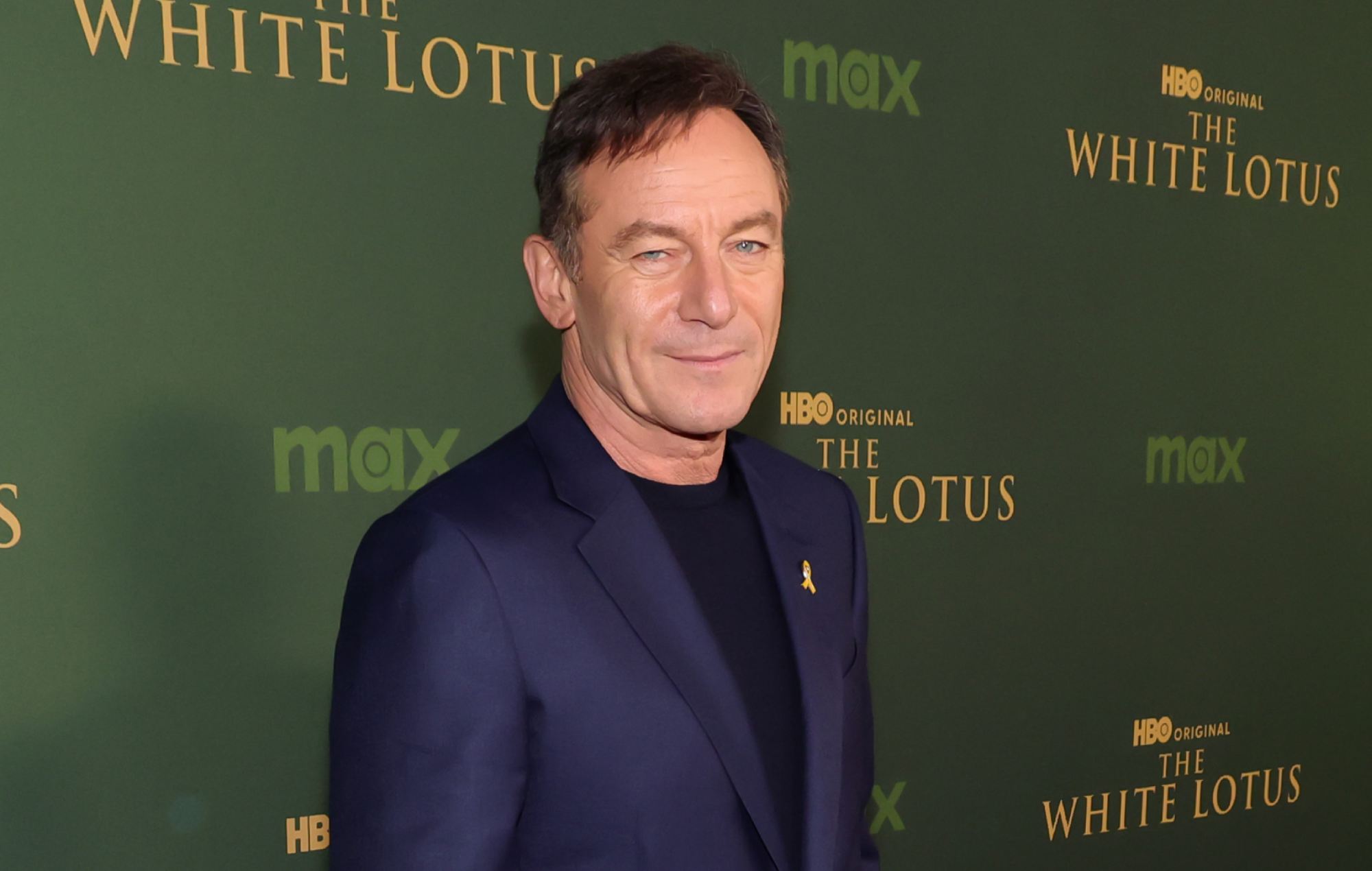 Following prosthetic penis debate, ‘The White Lotus’ star Jason Isaacs calls out “double standard for men” who do nude scenes
