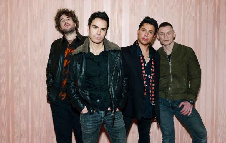 Listen to Stereophonics’ melancholic new single ‘Seems Like You Don’t Know Me’ 