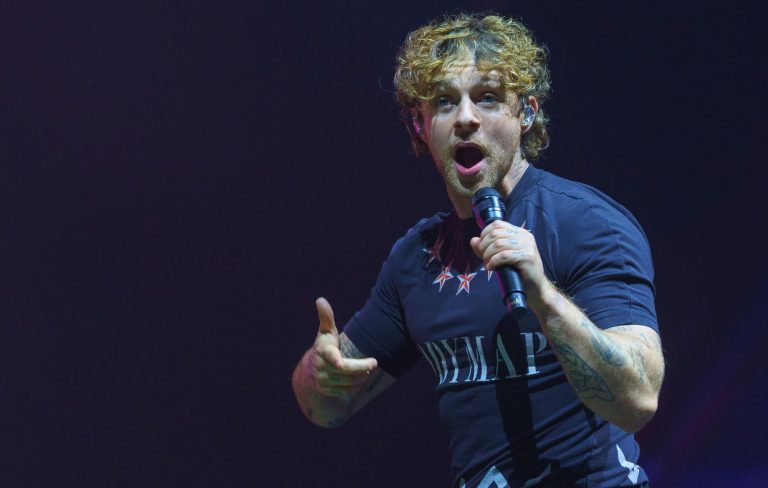 Tom Grennan teases “different sound” on new album ‘Everywhere I Went…’: “I’m finally the artist I wanted to be” 