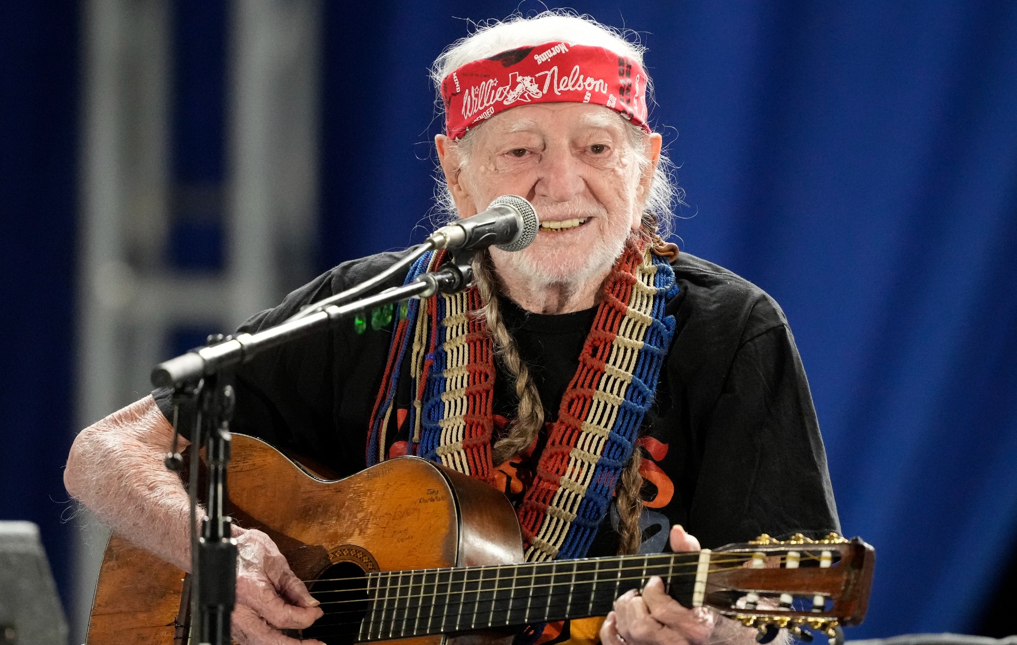 Willie Nelson announces 154th album ‘Oh What A Beautiful World’