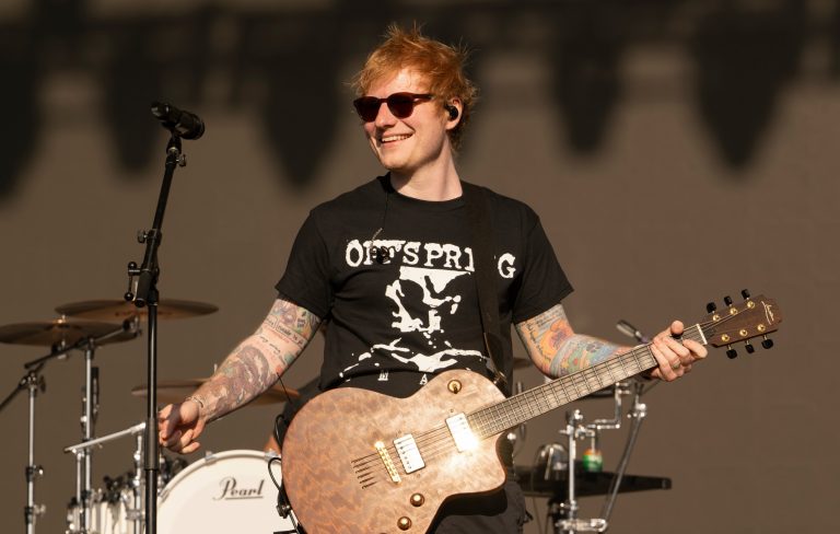 Ed Sheeran builds The Old Phone pub named after new song in Ipswich, USA, and shows up to perform Chappell Roan cover