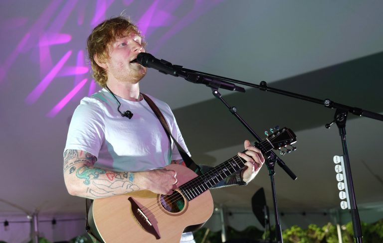 Ed Sheeran doesn’t think he has the “pizzazz” for Super Bowl halftime show
