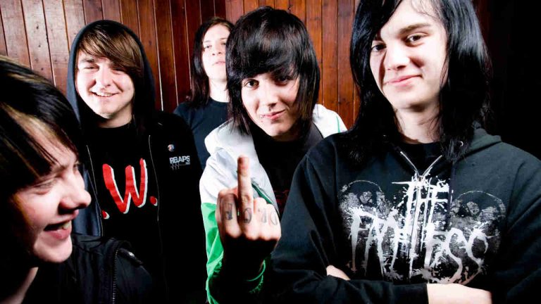 “It’s obvious that one day this’ll all die out, just like every sort of music does. There is no point in worrying about it”: How Bring Me The Horizon made their mark from the start with Count Your Blessings