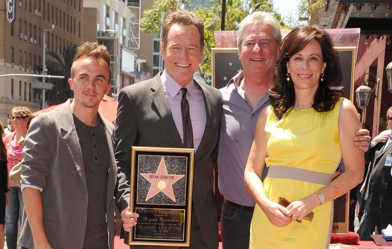 Frankie Muniz reunites with Bryan Cranston and Jane Kaczmarek as ‘Malcolm In The Middle’ revival gets going