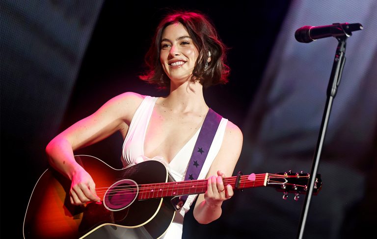 Watch Gracie Abrams cover Lorde’s ‘Liability’ in Auckland