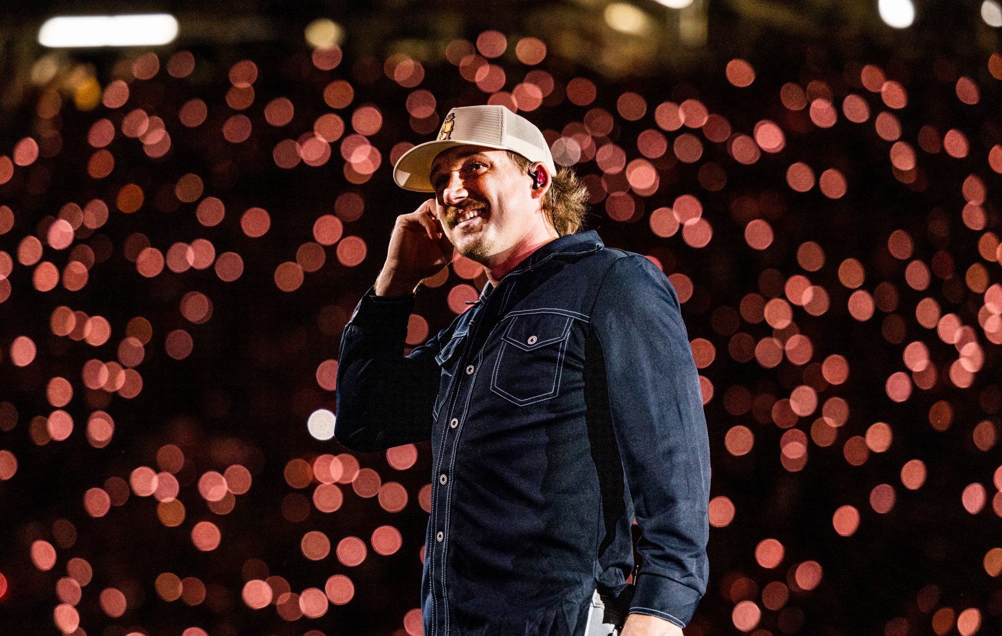 Morgan Wallen says he hasn’t visited a bar in a year since chair-throwing incident