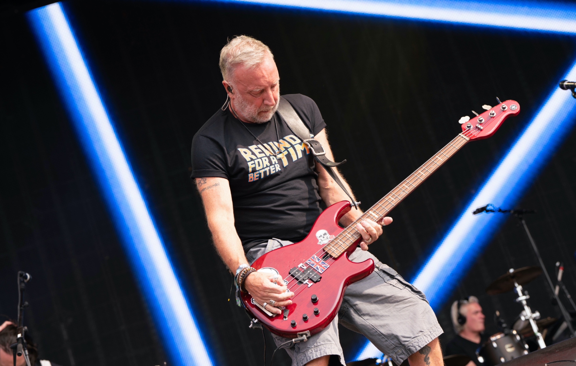 Peter Hook says “the animosity is obviously still there now” with New Order and that fans DM him complaints about “bad cover version” band