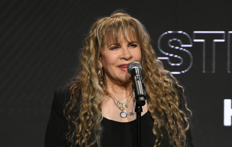 Stevie Nicks says she’s working on a new album: “They are real stories, memories of mine, of fantastic men”