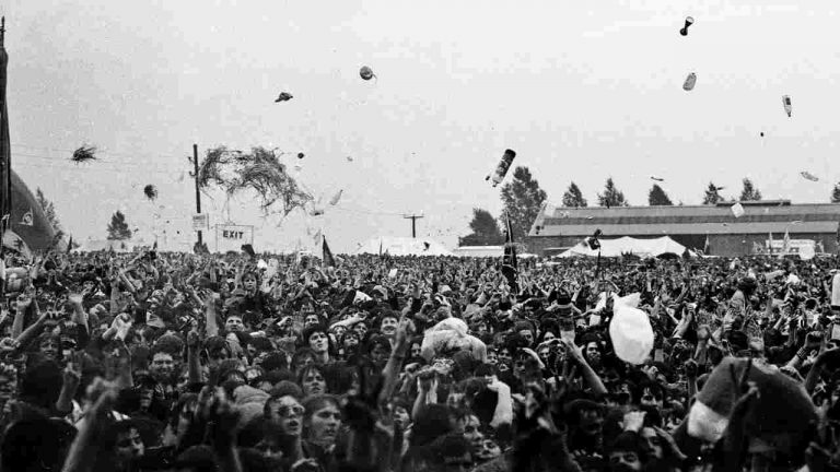 “I don’t think anybody can be prepared for how big the crowd was. A sea of denim and leather as far as you can see”: The epic story of Monsters Of Rock, the greatest heavy metal festival of them all