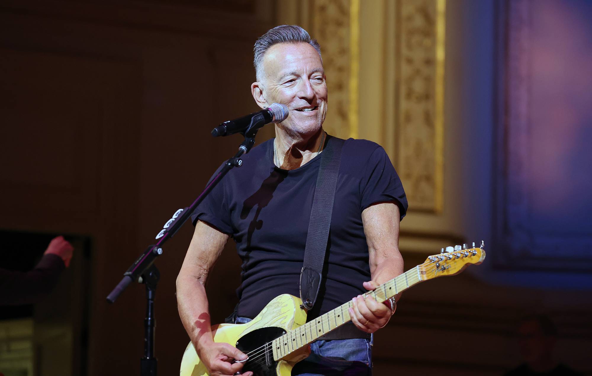 Watch Bruce Springsteen play with Smokey Robinson, Tom Morello, John Fogerty, Jackson Browne and others at New Jersey event
