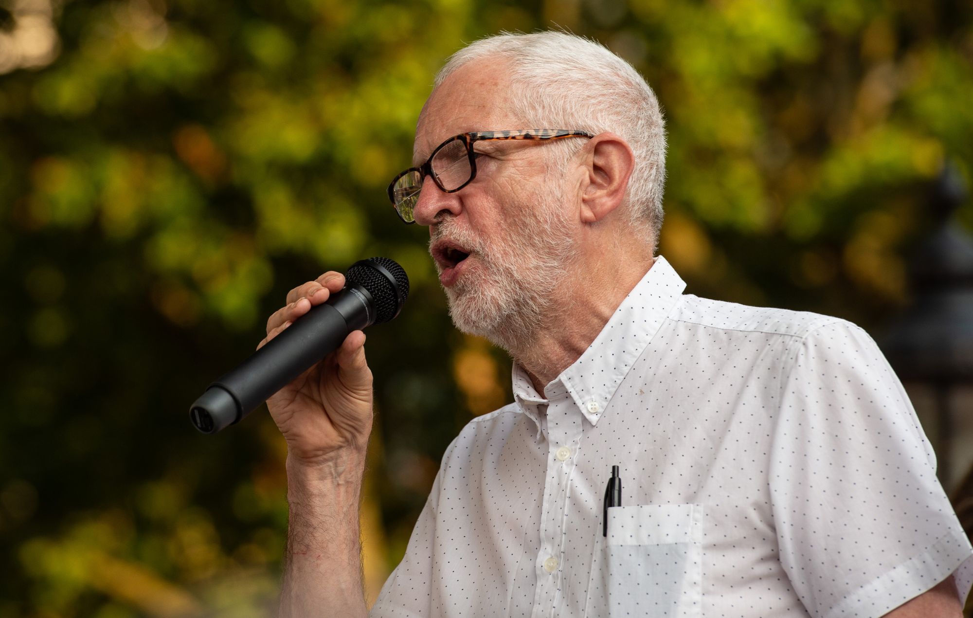 Jeremy Corbyn’s Peace & Justice Project announces ‘A Summer To Save Live Music’ to push government to protect venues 