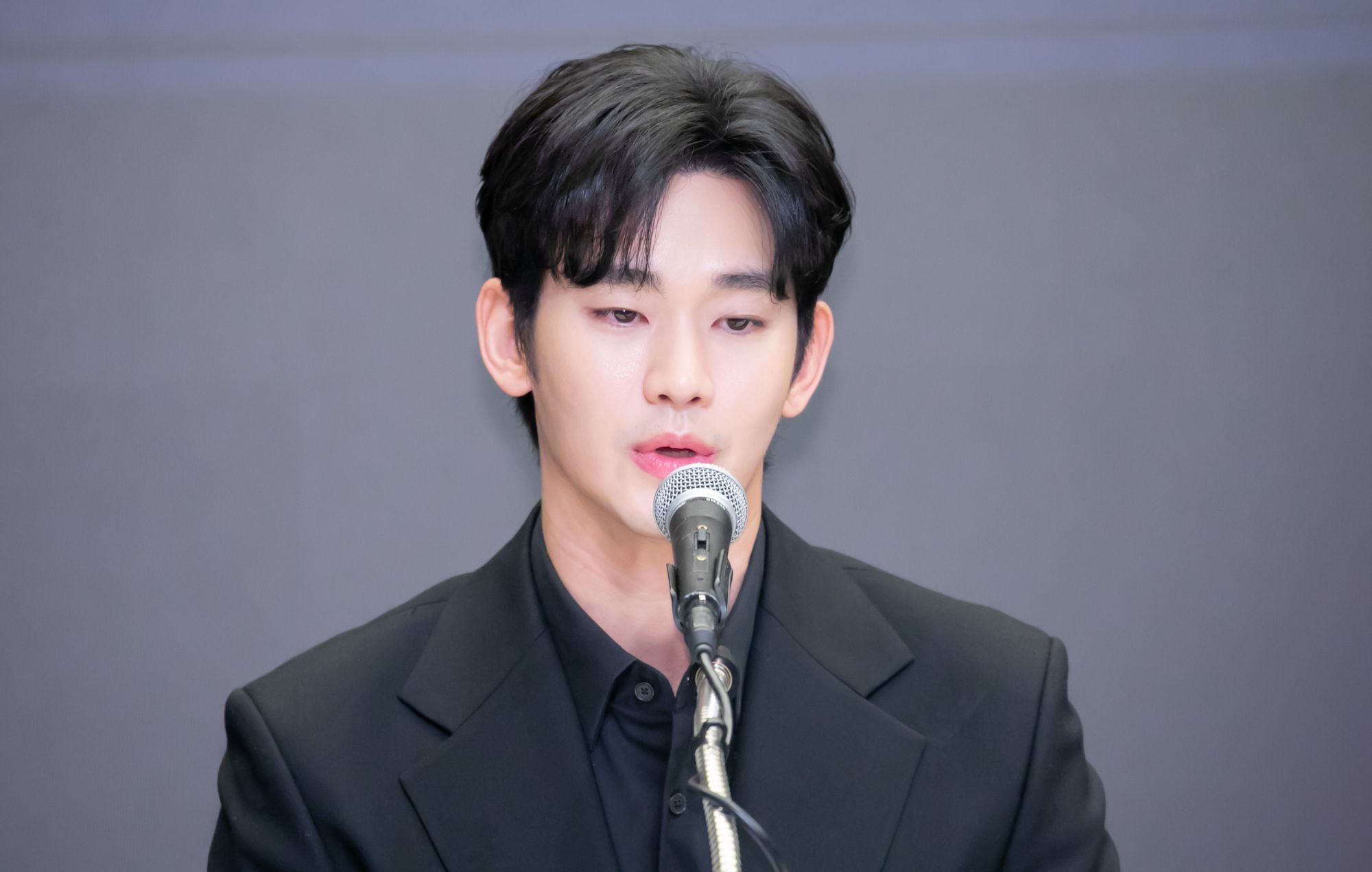 Kim Soo-hyun sued for over $2million by two companies he advertised for