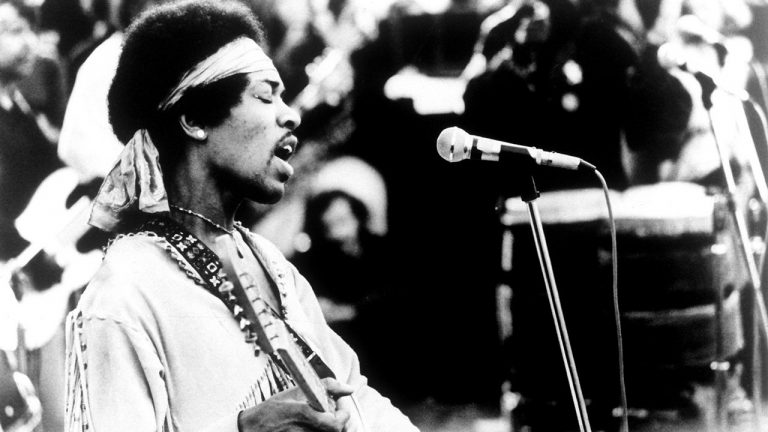 “The truly terrifying voice of a psychotic Republic”: How Jimi Hendrix’s iconic Woodstock performance was an expression of national nervous breakdown