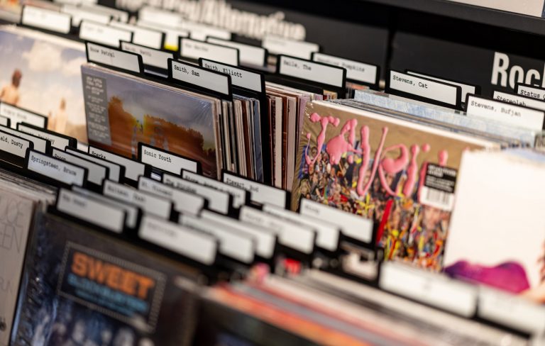 Vinyl Me, Please appears to go into liquidation amidst complaints of “ghosting” customers and unfulfilled orders
