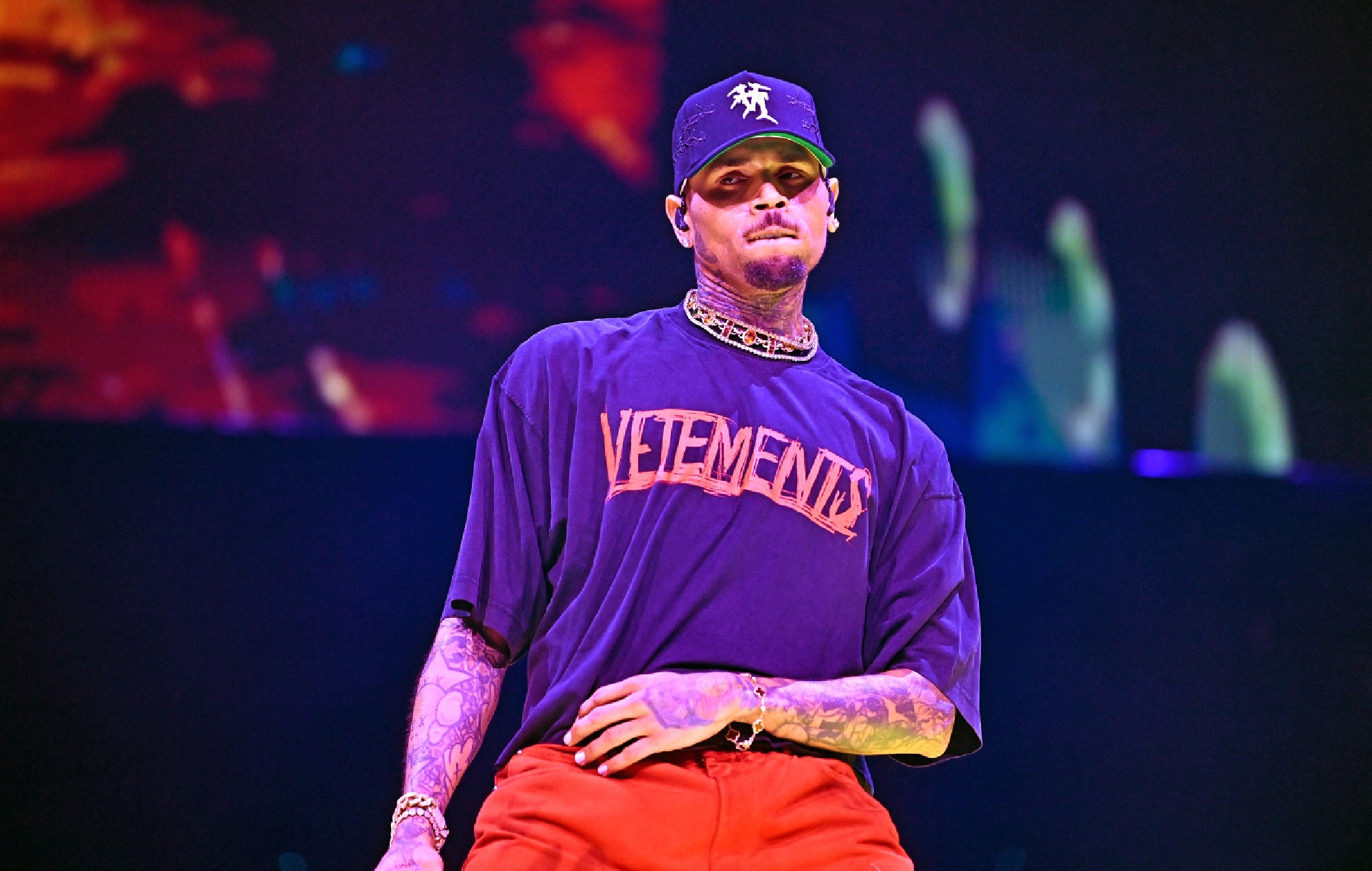 Chris Brown arrested in Manchester over bottle attack after arriving in UK
