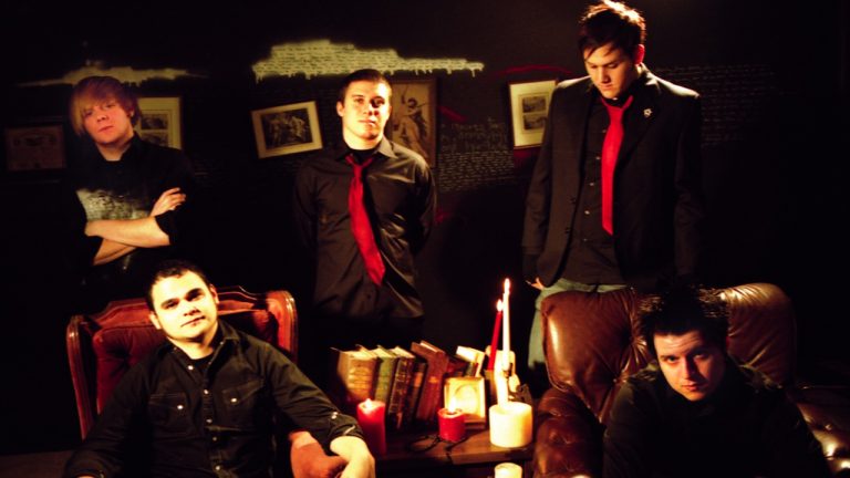 “The director was like, ‘Hey, you guys want a porn star in your video?’” How Atreyu’s Right Side Of The Bed helped create modern metalcore