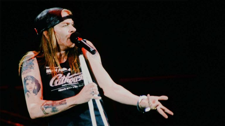 “On arrival Izzy had to be loaded into a baggage cart to be wheeled through Customs and Immigration”: Behind the scenes on Guns N’ Roses’ first trip to Japan