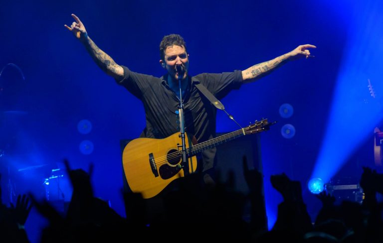 Frank Turner and Music Venue Trust lend support as Manchester’s Retro Bar faces closure due to redevelopment