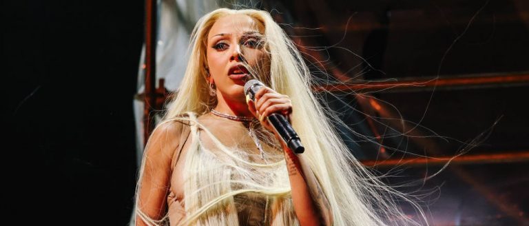 Doja Cat Fans Are Demanding That She Release Her Previously Vaulted Song ‘Crack,’ And She Will Oblige