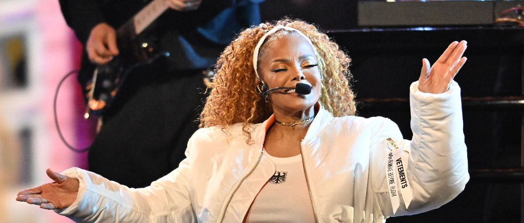 Janet Jackson Performed A Medley Of ‘Someone To Call My Lover’ And ‘All For You’ At The 2025 American Music Awards